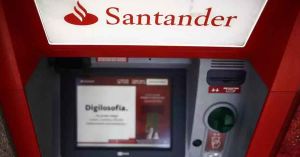 Intentan robar cajero autom&aacute;tico en oficinas del SNTE 23