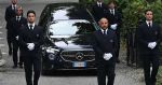 Despiden m&aacute;s de 16 mil personas a Giorgio Armani en Mil&aacute;n