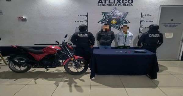Detienen a una pareja en Atlixco por múltiples delitos