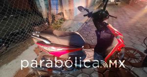 Recuperan una motocicleta con reporte de robo en Cuautlancingo