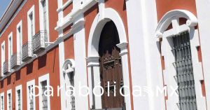 El Guardián del Tiempo: Relato sobre los Museos y la Consciencia