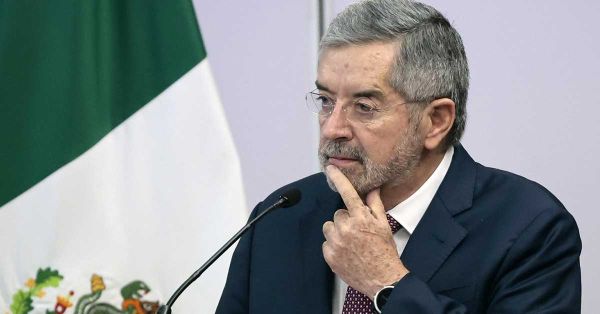 Se reunirán Juan Ramón de la Fuente y Marco Rubio en Washington