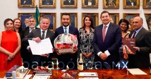 Protegen Gobierno de Puebla e IMPI la propiedad industrial y la Sidra de Huejotzingo