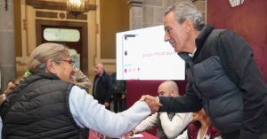 Atiende Pepe Chedraui a poblanos en "La Capital Te Escucha"