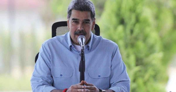 Enviará Maduro avión a México para “rescatar” a 300 venezolanos