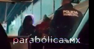 Ebria y violenta, mujer sometida en alcoholímetro, aclara Cuautlancingo