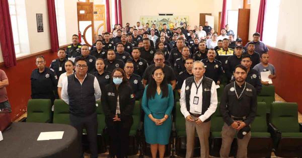 Fortalece Ariadna Ayala profesionalización policial con apoyo de FGR