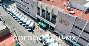 Da IMSS Puebla banderazo de salida a 26 nuevas ambulancias