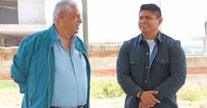 Supervisa Omar Muñoz arco techo en San Lorenzo Almecatla