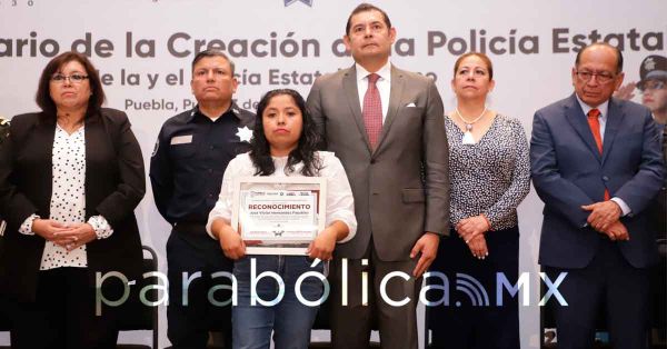 Busca Armenta mejorar las condiciones de vida y trabajo de los policías poblanos