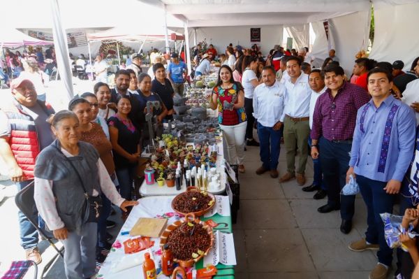 Destaca San Pedro Cholula participaci&oacute;n en el Agrotianguis Regional