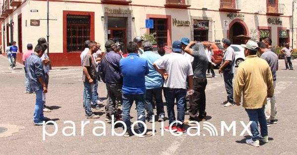Pide Atlixco a ambulantes respetar ordenamiento de vialidades