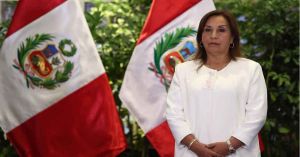 Acumula Dina Boluarte más de 30 denuncias: Fiscalía de Perú
