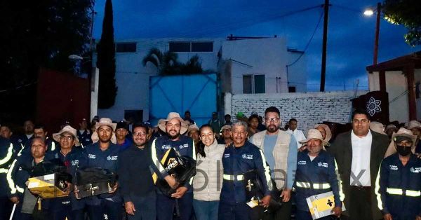 Recibirán uniformes más de 200 trabadores municipales de Atlixco
