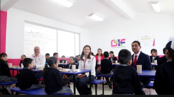 Inaugura MariElise Budib desayunador escolar en la Primaria Salvador Allende