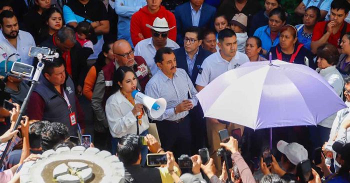 Alcanzan acuerdos Tonantzin Fern&aacute;ndez y comerciantes del mercado Cosme del Razo