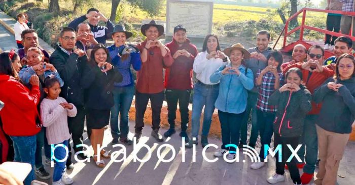 Realizan faena comunitaria en Cuautlancingo para rehabilitar el &ldquo;Puente Colorado&rdquo;