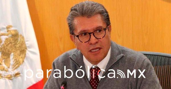 Plantea Monreal la agenda del periodo extraordinario de sesiones