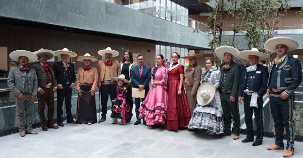 Impulsa Congreso de Puebla bienestar equino