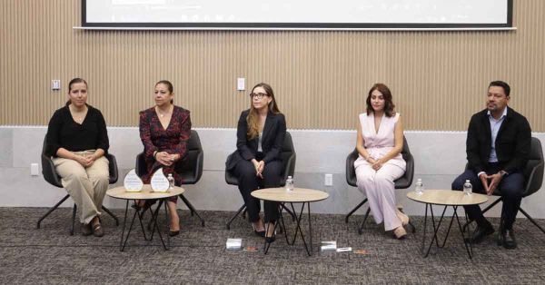 Realizan diputados conferencias sobre alimentos ultraprocesados