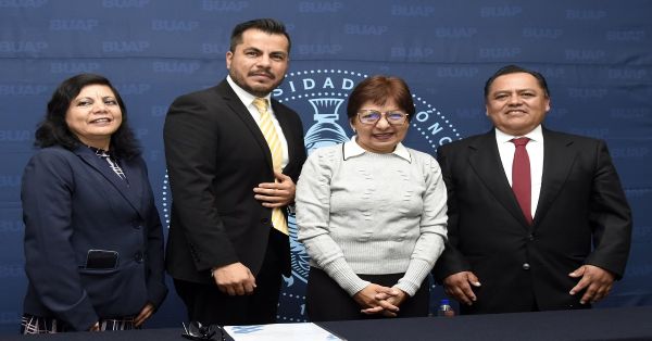 Realizan informe de labores en la Preparatoria Lázaro Cárdenas de la BUAP