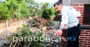 Promete Armenta volver para supervisar la reconstrucción en Tepeojuma e Izúcar