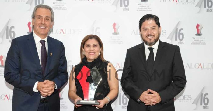 Reconocen a Pepe Chedraui en transparencia y rendición de cuentas