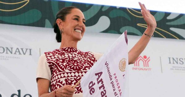 Afirma Sheinbaum que narcocorridos no están prohibidos