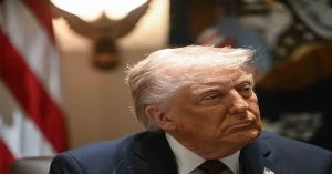 Impondr&aacute; Trump aranceles del 25% a pa&iacute;ses que compren petr&oacute;leo o gas a Venezuela