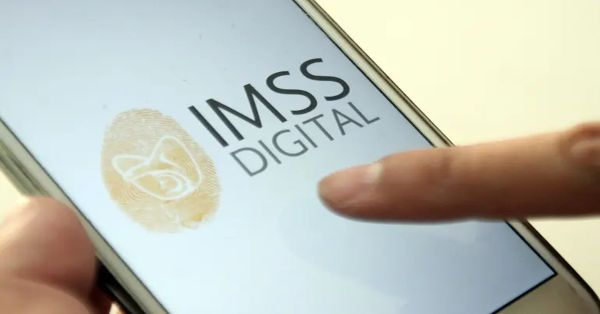 Pone en marcha IMSS c&oacute;digos QR para facilitar acceso a tr&aacute;mites y servicios