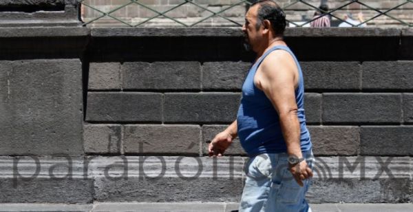 Llama gobierno de la ciudad a protegerse de los rayos UV