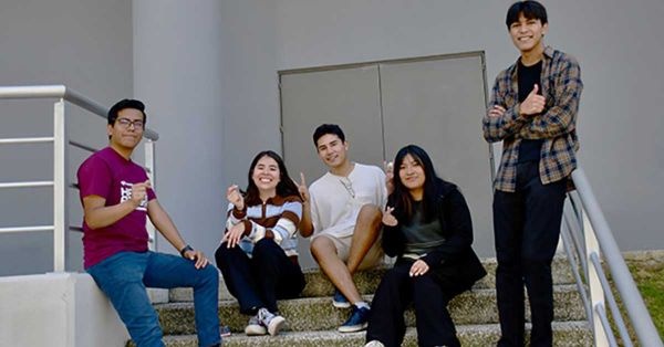 Ganan alumnos BUAP primer lugar en el Hackathon 2025