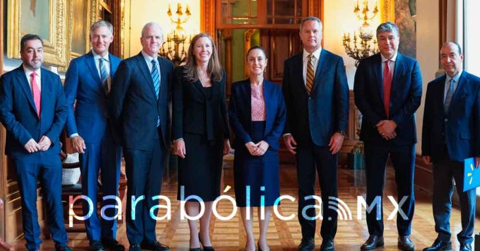 Se reúne Sheinbaum con directivos de Walmart
