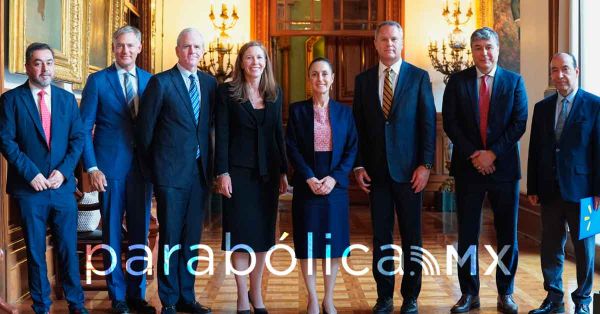 Se re&uacute;ne Sheinbaum con directivos de Walmart