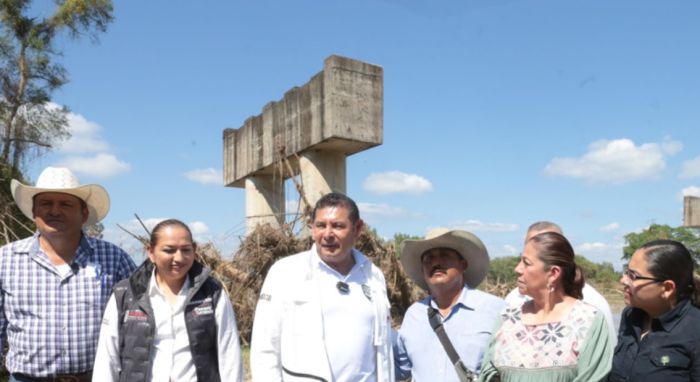 Recorre Armenta zonas afectadas en La Ceiba y La Máquina