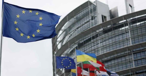 Impone Unión Europea aranceles a Estados Unidos por tarifas de Trump