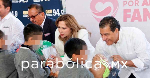 Encabeza Ceci Arellano diferentes festejos con niños de casas del DIF