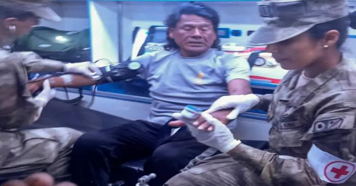 Sobrevive un pescador 95 días naufragando en el Pacífico; estuvo comiendo tortugas e insectos