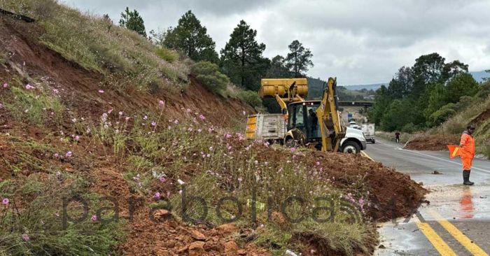 Reportan personas fallecidas por lluvias en la Sierra Norte