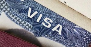 Revoca Estados Unidos visa a seis personas por cr&iacute;ticas a Charlie Kirk