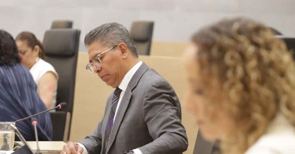 Analizan diputados que FGE e IEE investigue a candidatos a magistrados