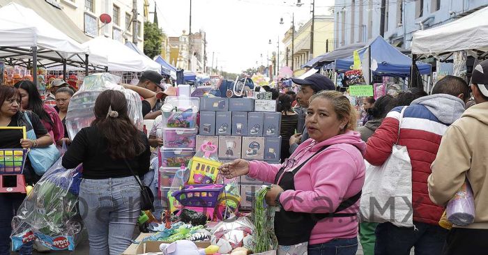 Otorgar&aacute;n permiso especial para ambulantes por D&iacute;a de Reyes