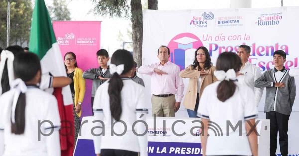 Encabeza Lupita Cuautle "Un d&iacute;a con la presidenta en tu escuela" en Cacalotepec