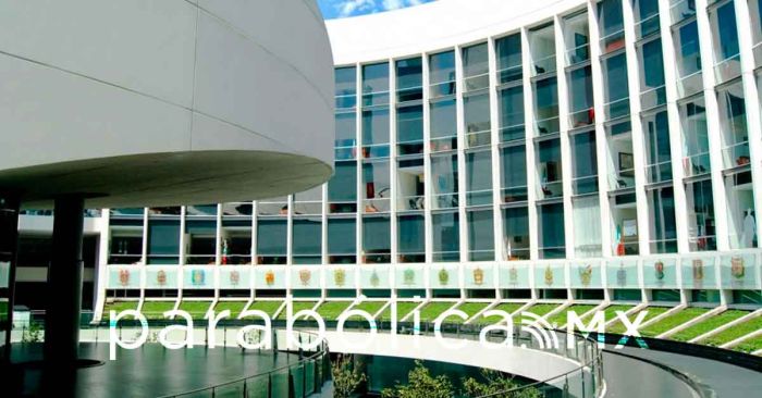 Sin hablar de Hern&aacute;n Berm&uacute;dez, Ad&aacute;n Augusto acude a reuni&oacute;n de la Jucopo al Senado