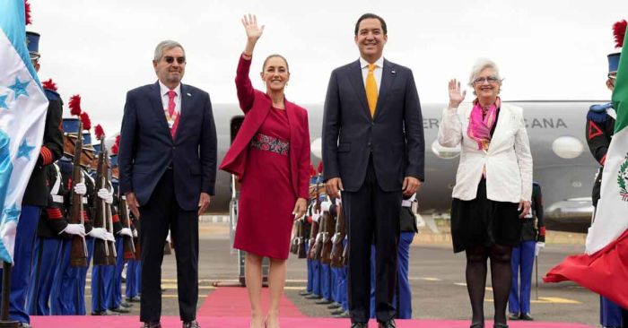 Llega Sheinbaum a Honduras para cumbre del CELAC