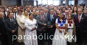 Concluye Congreso actividades conmemorativas por el Bicentenario de la Constituci&oacute;n