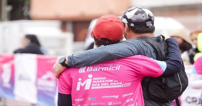 Realizan Medio Marat&oacute;n en SACH para festejar a los pap&aacute;s