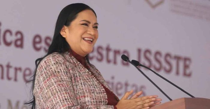 Respalda Sheinbaum a Ariadna Montiel: &quot;Hace un excelente trabajo&quot;
