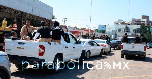 Asegura FGE placas y autopartes robadas tras cateos en la 46 Poniente