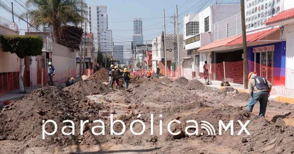 Supervisa Infraestructura municipal trabajos de rehabilitaci&oacute;n vial en 27 Sur y 31 Sur